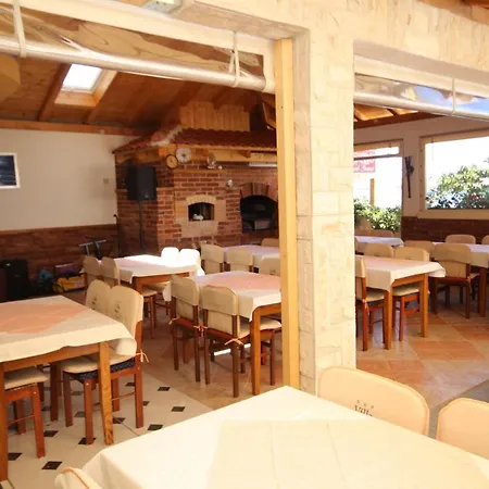 By The Sea Povljana, Pag - 3316 Appartement