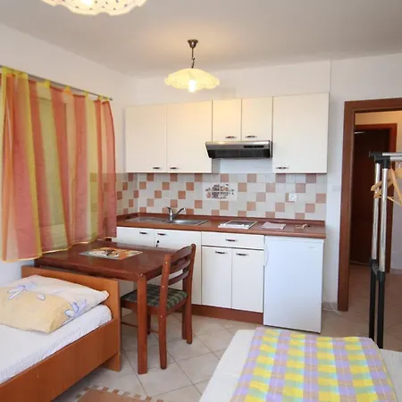 By The Sea Povljana, Pag - 3316 Appartement Povljana