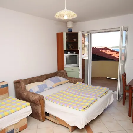 By The Sea Povljana, Pag - 3316 Apartment Povljana