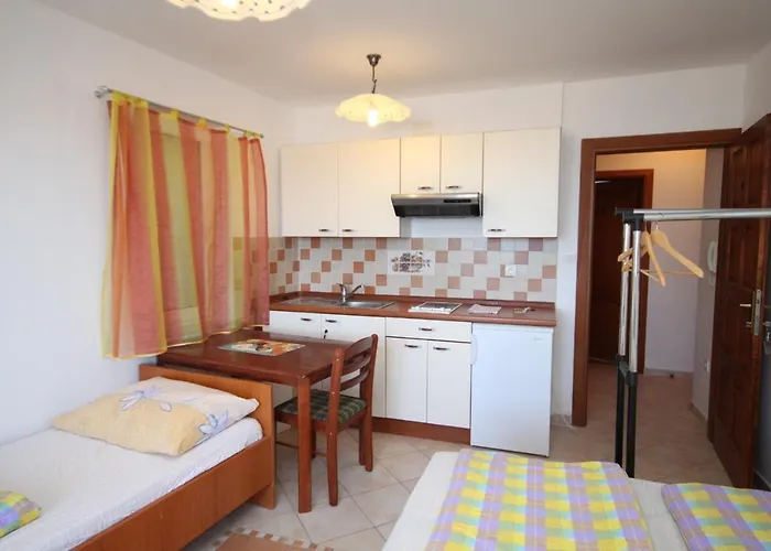 By The Sea Povljana, Pag - 3316 דירה פובליאנה